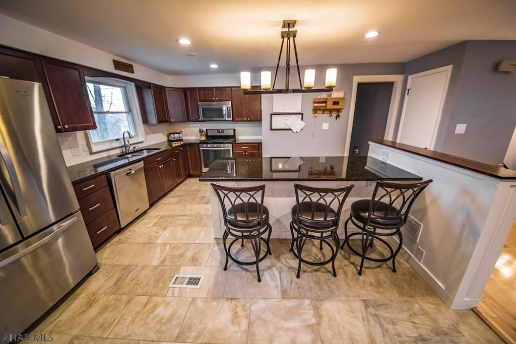 Holiday Manor - Residential