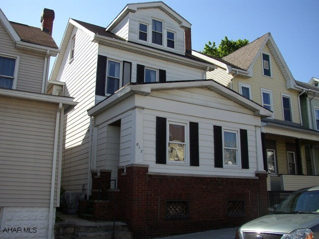 Excellent buy in the city!  This immaculate home features a 1st floor laundry, 1/2 bath, 3 bedrooms with heated attic.  Newer gas forced air furnace with central air.  Appliances included!