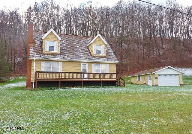 Move-in ready 1 1/2 story 3BR/2BA Cape Cod features Anderson windows, gas log heater, whole house attic fan, covered rear patio and detached 2-car garage. Country setting with a great view of the mountains and just 2 miles to Shawnee State Park.