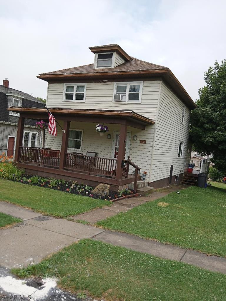 East End 4 bedroom 2 story home on  a beautiful 100 x 120 level lot. This home has great mechanics has been very well-maintained and near the Logan Elementary School. Beautiful back deck for your entertaining.Call soon for your personal showing this home will go fast.