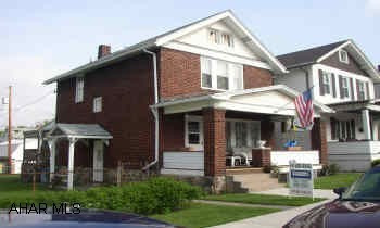 BRICK 3 BR 2 STORY ON FENCED DOUBLE LOT WITH GARDENS AND NEWER BACK DECK. BRICK 2 STORY OFFERS 3 BR, EAT-IN KITCHEN AND FORMAL DR. 50X120 LOT FEATURES NEWER DECK, GARDENS AND IS COMPLETELY FENCED.  A MUST SEE!  POSSESSION AFTER JULY 1, 2003.