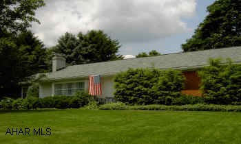Beautiful home on a secluded lot - 2 gas fireplaces and one wood fireplace.   Large family room with wetbar, solid cherry kitchen with subzero fridge - many more amenities. Beautiful home on a secluded lot - 2 gas fireplaces and one wood fireplace.   Large family room with wetbar, solid cherry kitchen with subzero fridge - many more amenities.