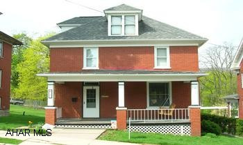 Cozy brick with many upgrades, new kit cabinets, updated baths, first floor laundry and large deck. Pre-qualified buyers, please. Move right in this 3 BR 1.5 Bath cozy brick with new kitchen, formal dining room, first floor laundry, updatedbaths and large deck.  Pre-qualified buyers, please.