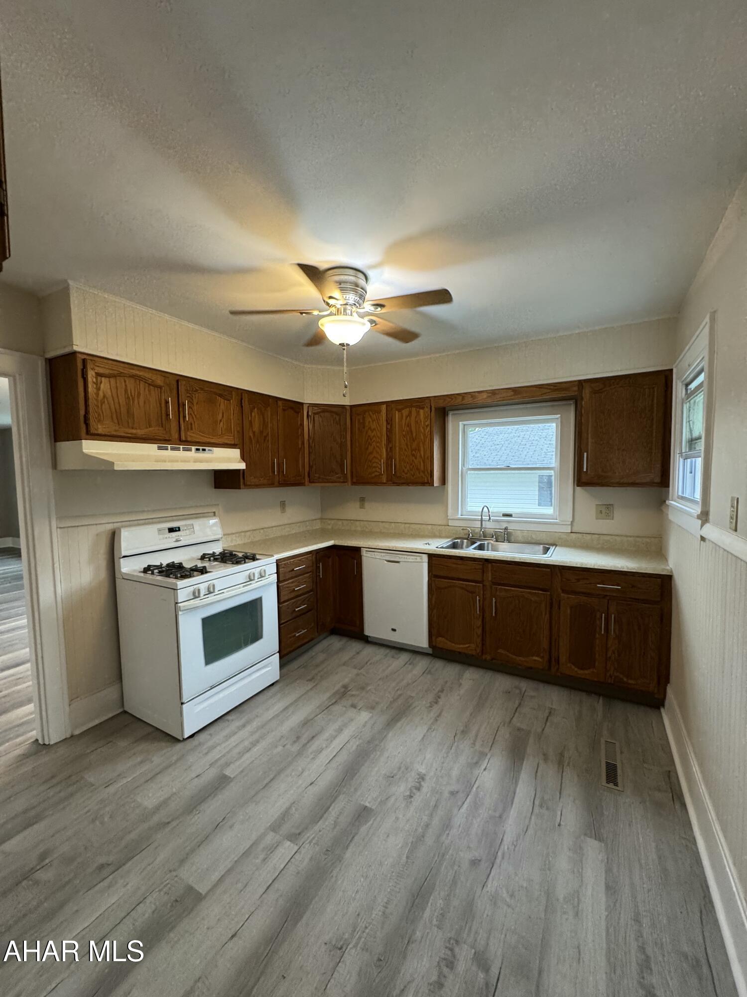 Lakemont - Residential