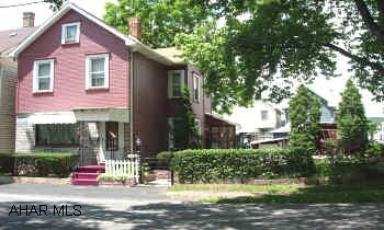 Cute 2-story on corner lot--GFA heat w/CA--newer roof, windows, and soffett; attic is walk-up with full storage; super location across from park.  Contact Susan, 935-8252. Cute 2 story on corner lot. GFA heat w/CA. Offers newer roof, windows, soffit. Attic is walk-up w/full storage. Has 1 car garage & 2 sheds. Super location across from Shea Park. Contact Susan 935-8252.