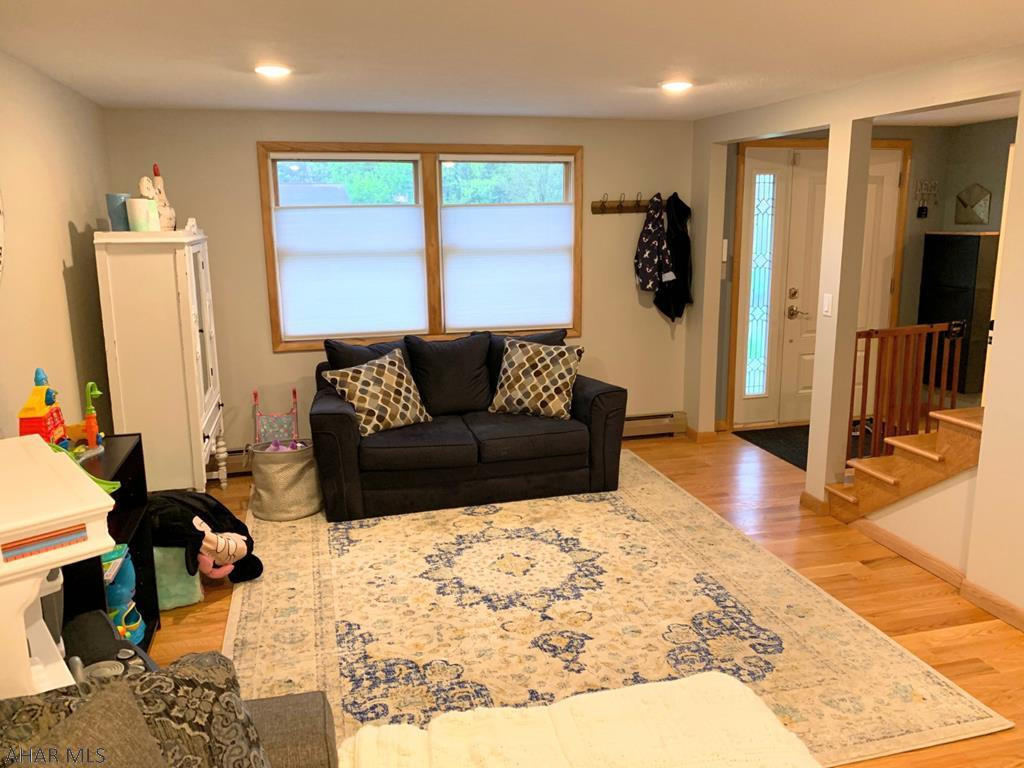 Crestwood - Residential