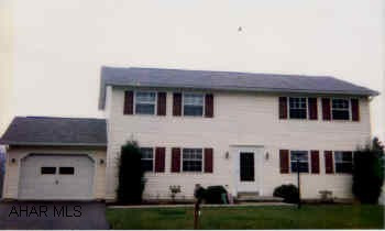 BEAUTIFUL LARGE 2 STORY IN GREAT NEIGHBORHOOD. 5 YEARS OLD, CENTRAL AIR, OWNER MUST FIND SUITABLE HOUSING.