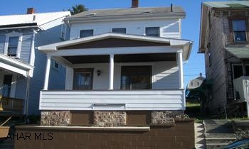AGENT RELATED TO SELLER GREAT FLIPPER, FRESH EXTERIOR PAINT