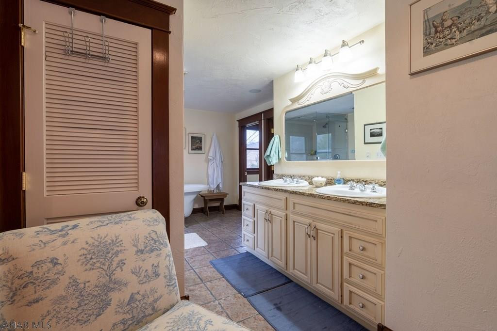 Scotch Valley - Residential