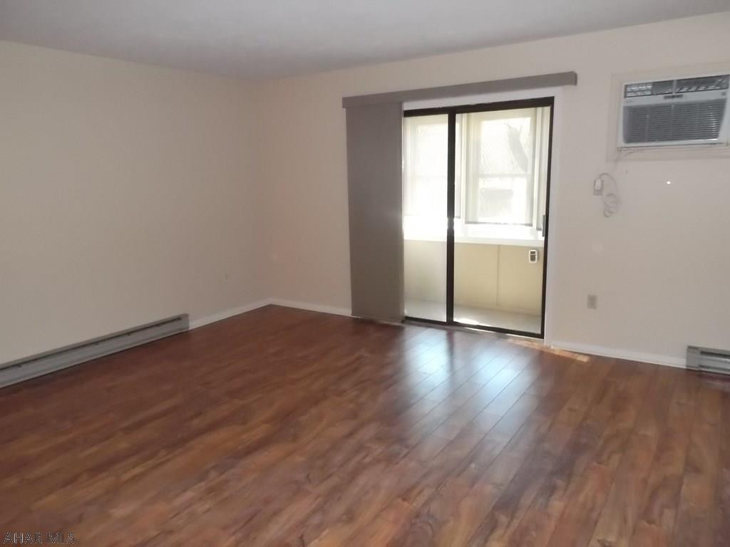 Penn Terrace - Residential