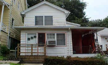 Michael R. Ellis Executor-(1324) - 3 BR House 1.5 Bath Updated- Roof, Windows, Electric- All Brought up to code1322 14th Avenue - Garage w/apt. - Sold for $18,000. - Contract date 1/7/04;  Closing Date 2/11/04; Sold by Linda Schreiber, Re/Max Results Realty Group