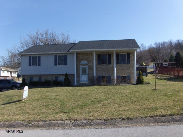 Immaculate and lovely home on nice corner lot. Oak cabinetry in eat-in kitchen, large Living Room and formal Dining Room opens to large rear tiered deck. New roof 2012, newer hot water heater and well tank, plus other upgrades. 2 car garage, shed. monthly gas budget $47.00/month.
