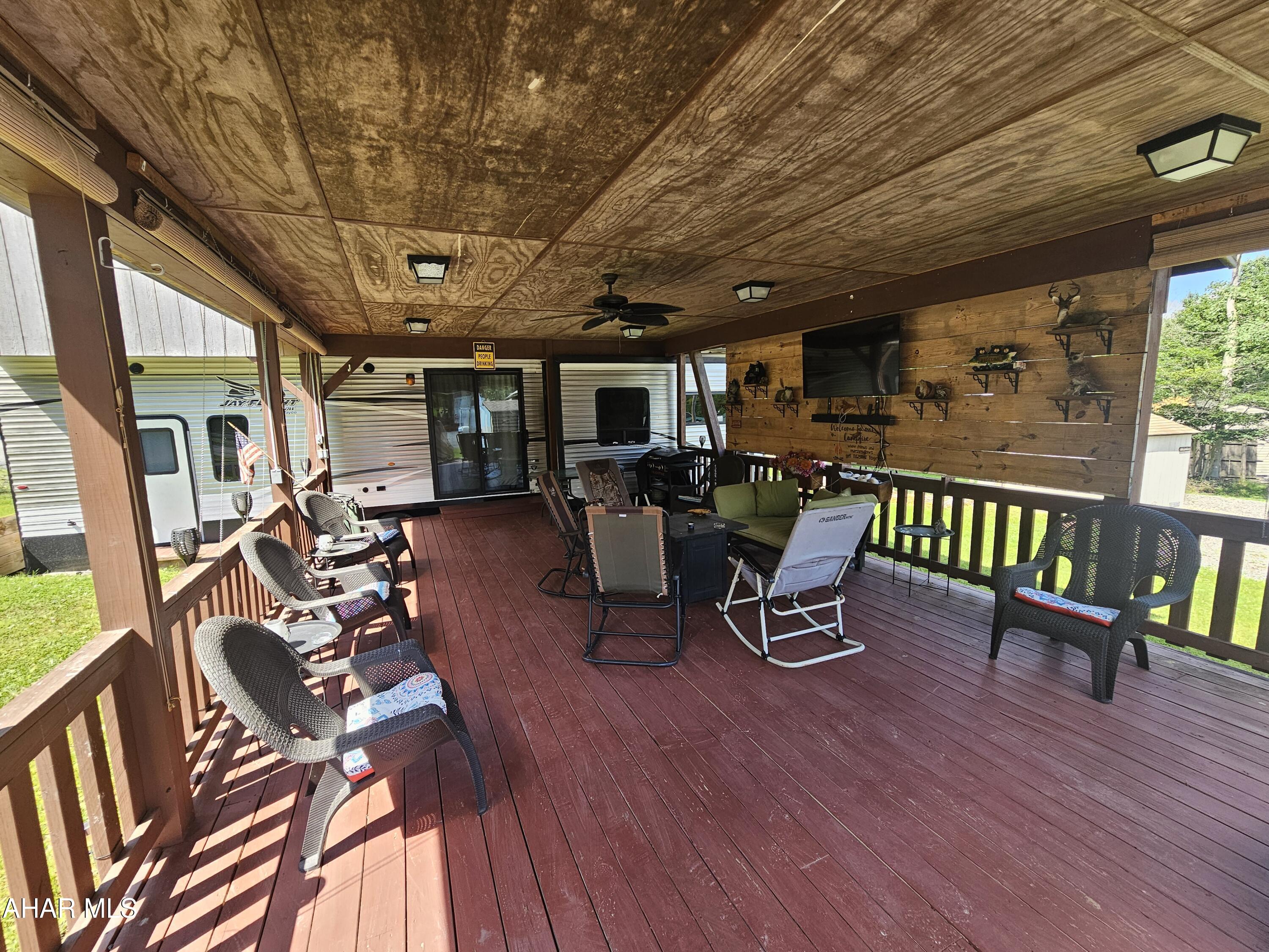 Glendale Yearound - Residential