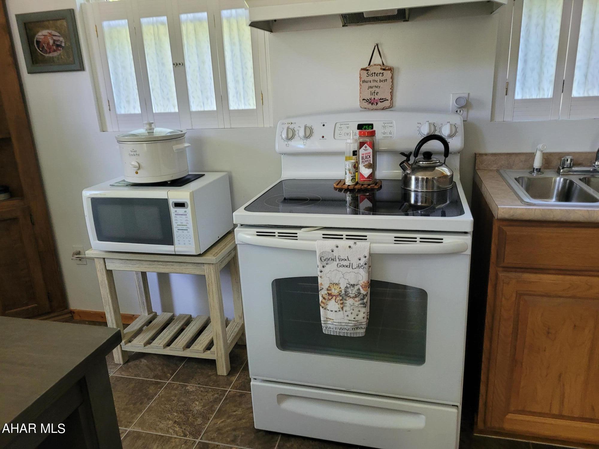 Glendale Yearound - Residential