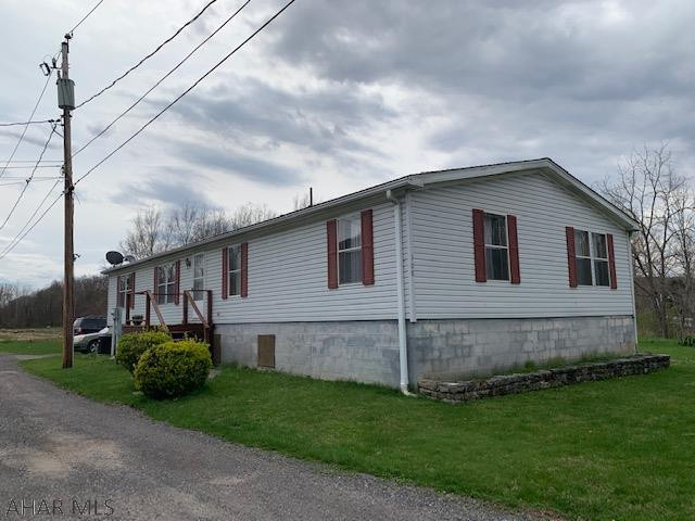 If you are a first time home buyer or looking to downsize....this just might be the perfect home for you. Low maintenance and minimal outside work to be done...This is a well maintained home with an open floor plan, located just off the highway with views of the mountains. If you are an avid fisherman or hunter,this just may be the perfect location for you....located close to excellent trout streams and Shawnee State Park with game lands near by....walk to your new favorite fishing spot.....$84,900