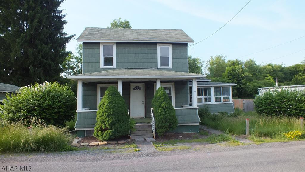 Morrisdale 2 story home in need of TLC. Perfect for investors or handy-persons. AS-IS sale. Seller will make no repairs.