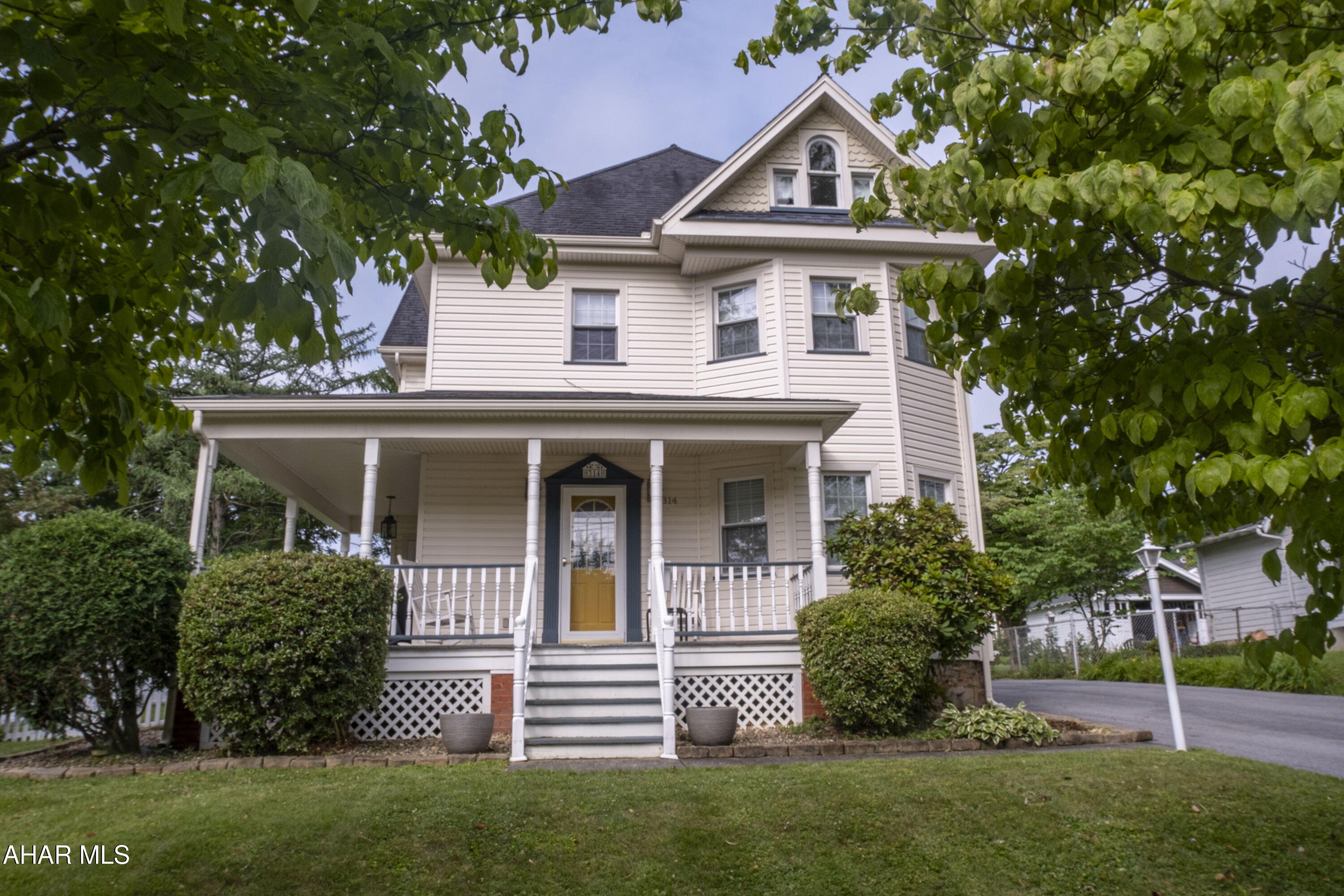 Step into this beautifully maintained traditional home in Altoona's sought after Llyswen neighborhood. With 4 bedrooms, 2 baths, and over 2,000 sq ft, this home offers space, charm, and updates in all the right places. The oversized kitchen with a peninsula island and newer appliances flows effortlessly into living spaces with refinished hardwood and luxury vinyl flooring. A finished walk-up attic gives you flexible space for a home office, playroom, or guest suite. First floor laundry and half bath add ease to daily life. Enjoy quiet evenings on the large front porch or under the backyard pergola. A detached garage, mudroom, and a partially fenced yard complete the package. Sellers are ready—are you?