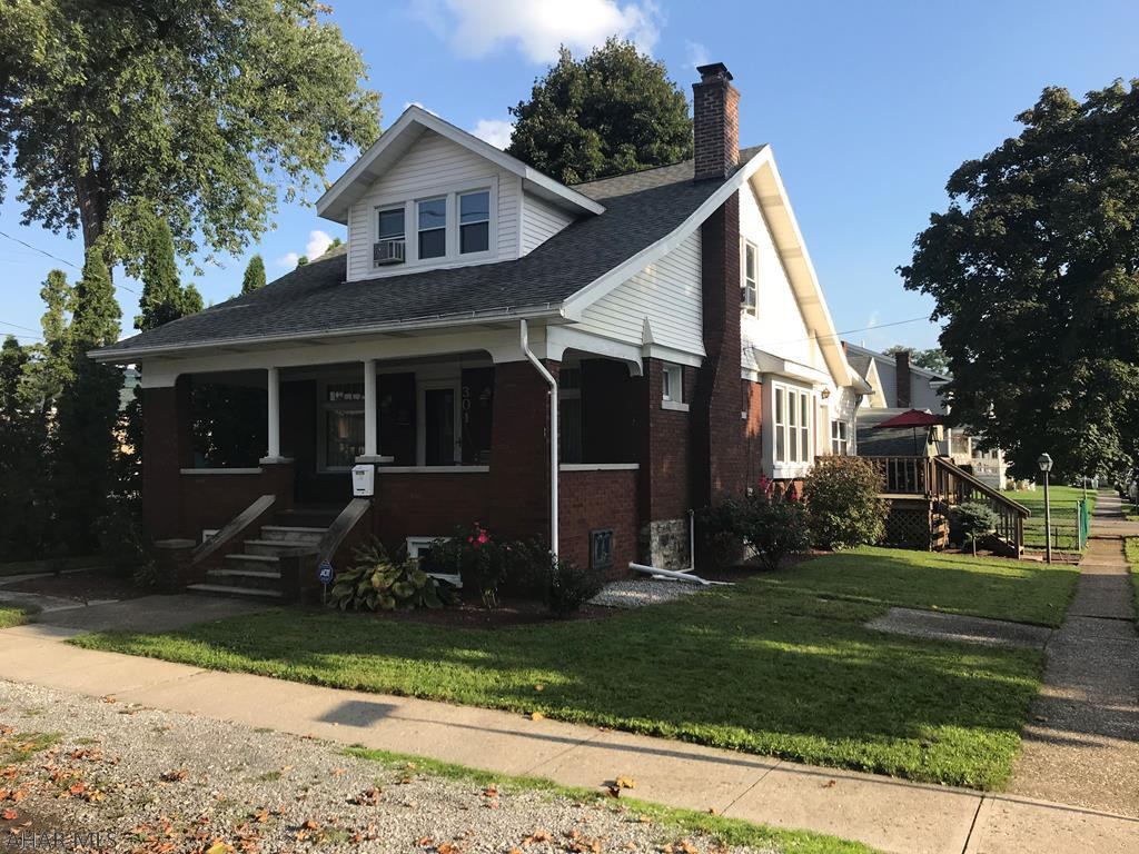 Great 3 bedroom, 2 bath home located close to everything! New carpet ,updated bath, and bonus room make this move in ready. Basement has potential to be finished.