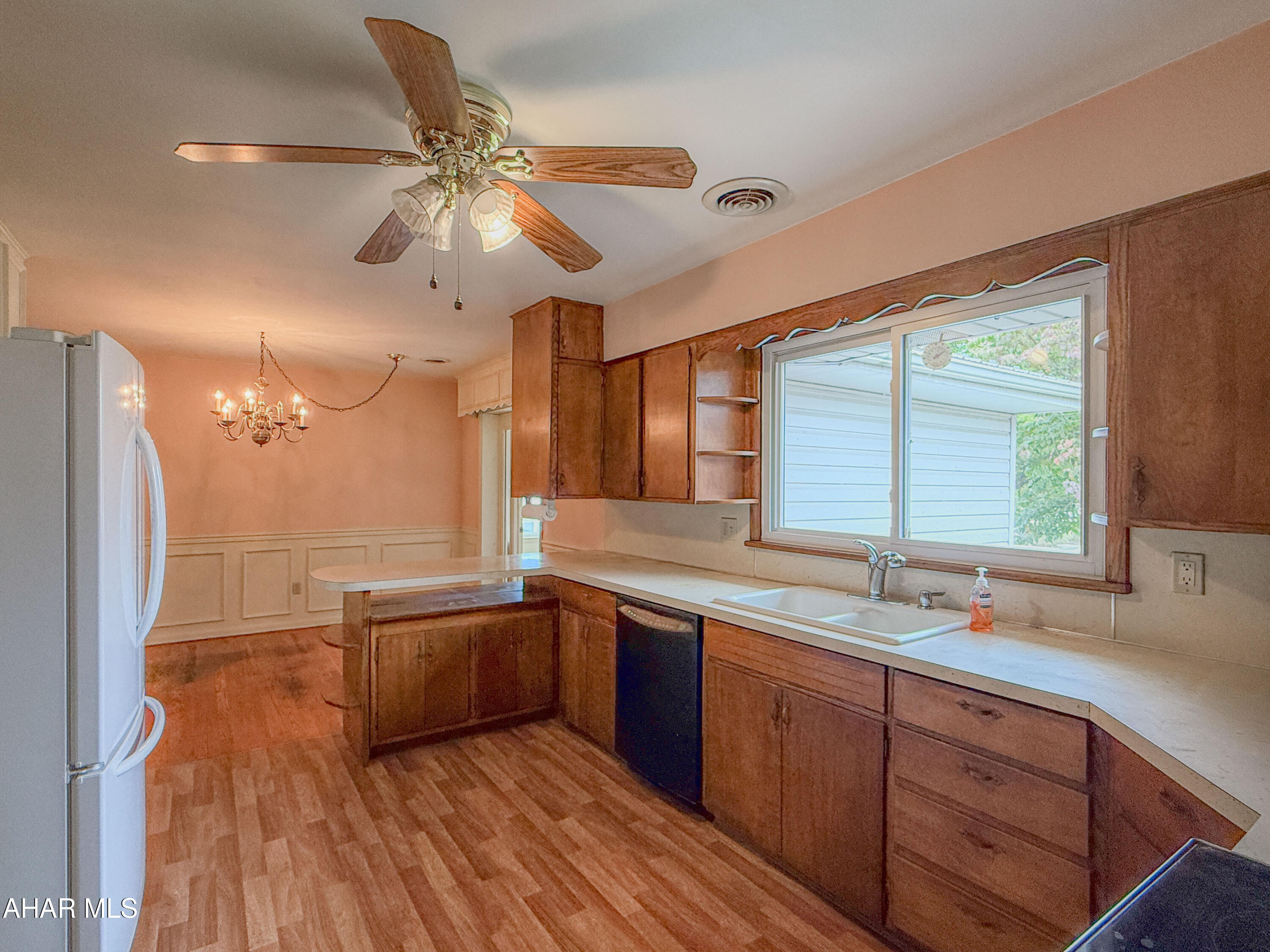 Meadowbrook Terrace - Residential