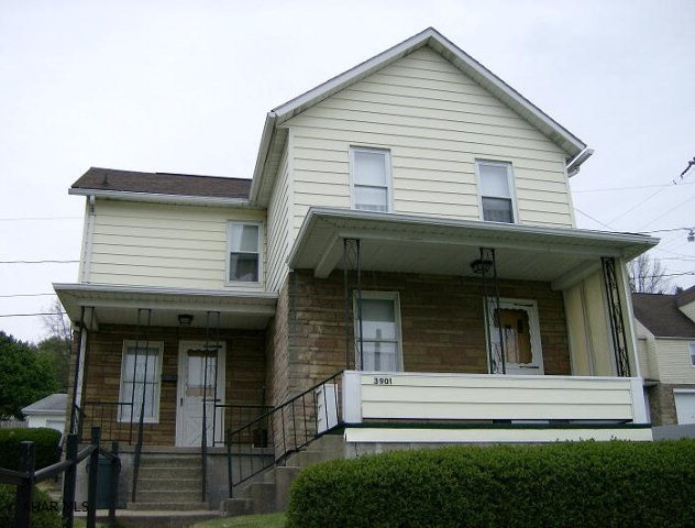 Northern Cambria- 2 story, 3BR vinyl / perma stone home. Oil HW heat. First floor laundry