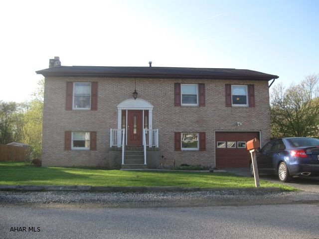 Unbelievable!!! You would never guess that the entire back of house is a huge addition, a must see, spacious open floor plan. Large master bedroom, beautiful kitchen w/granite counters, new appliances, wrap around deck, dog run, firepit, hot tub, family room with built ins, gas fireplace, bar area. Laundry can be on 1st or 2nd floor. Shed, property is not in a flood plain. Baker Elementry. 2-100 amo breaker panels. New hot water tank & central air.