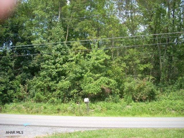 All utilities available on the street including water & sewer.
