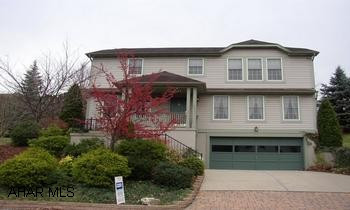 HOLLIDAYSBURG/PENN FARMS. BEAUTIFUL FOUR BEDROOM WITH 2.5 BATHS. UPGRADES INCLUDE ITALIAN MARBLE FOYER, NEWER KITCHEN WITH UPGRADED APPLIANCES & NEWER HARDWOOD FLOORS. PROFESSIONALLY LANDSCAPED TO ACCENT PRIVATE REAR PATIO. HOLLIDAYSBURG/PENN FARMS. BEAUTIFUL FOUR BEDROOM WITH 2.5 BATHS. UPGRADES INCLUDE ITALIAN MARBLE FOYER, NEWER KITCHEN WITH UPGRADED APPLIANCES & NEWER HARDWOOD FLOORS. PROFESSIONALLY LANDSCPAED TO ACCENT PRIVATE REAR PATIO.