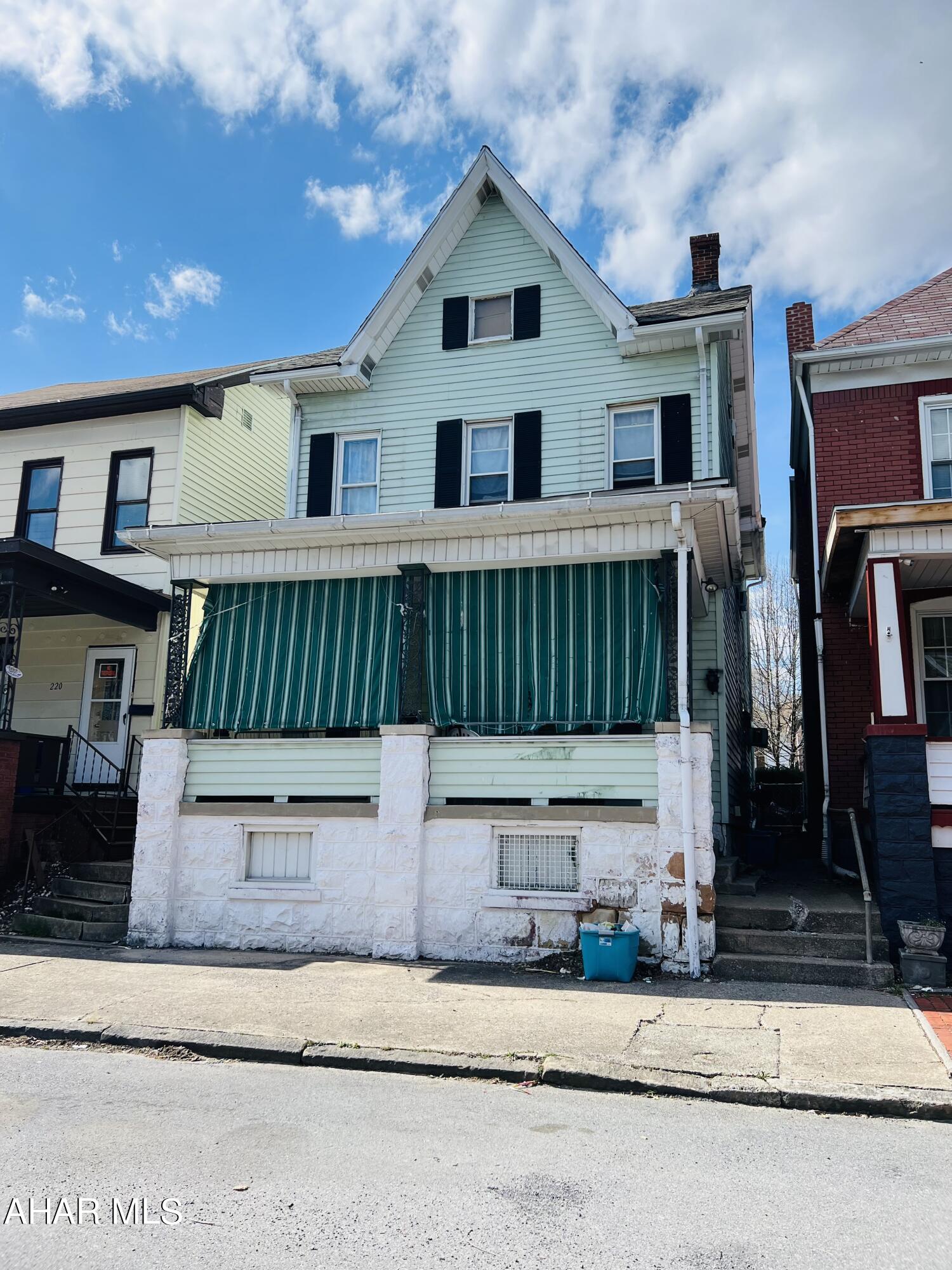 Elevate Your Investment Portfolio with this Unique Home on Lexington Avenue.
Nestled in the heart of Altoona, just a 5 minute walk away from the  UPMC Altoona Hospital, this enchanting 2.5-story residence awaits, seamlessly blending classic architecture with modern convenience.    
This home features 3 bedrooms and one and a half baths and a bonus room on the third floor that is currently used as a forth bedroom.  This home is currently rented out on a month to month lease for $1000.  
The tenant pays all utilities.