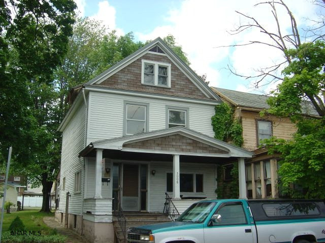 Spacious 4 bedroom, off street parking.