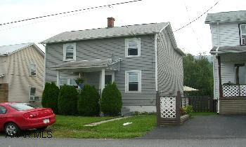 WELL MAINTAINED AND VERY CHARMING. NICE KITCHEN WITH DINING AREA. LAUNDRY & 1/2 BATH ON 1ST FLOOR. MODERN BATH. NEW FURNACE. BRICK PATIO. FENCED LOT & SHED. WELL MAINTAINED AND VERY CHARMING. NICE KITCHEN WITH DINING AREA. LAUNDRY & 1/2 BATH ON 1ST FLOOR. MODERN BATH. NEW FURNACE. BRICK PATIO. FENCED LOT & SHED.