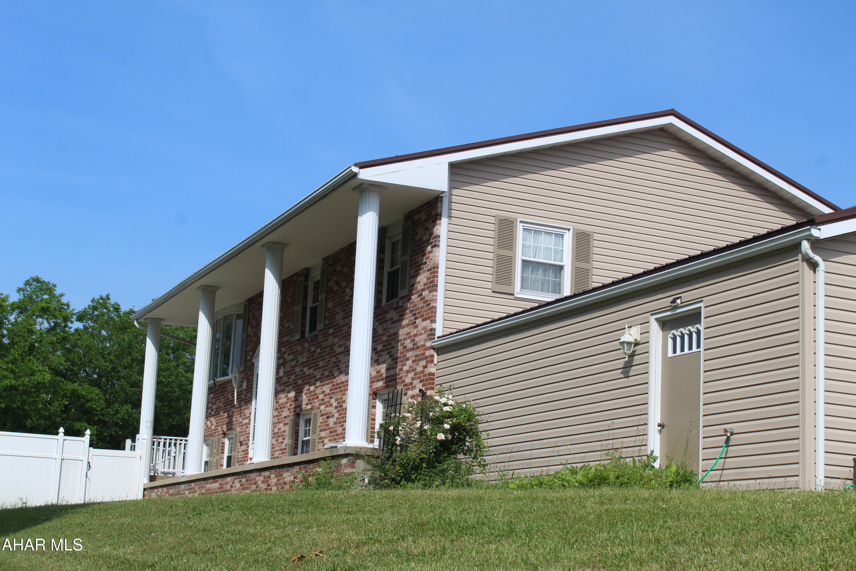 Maple Hollow - Residential