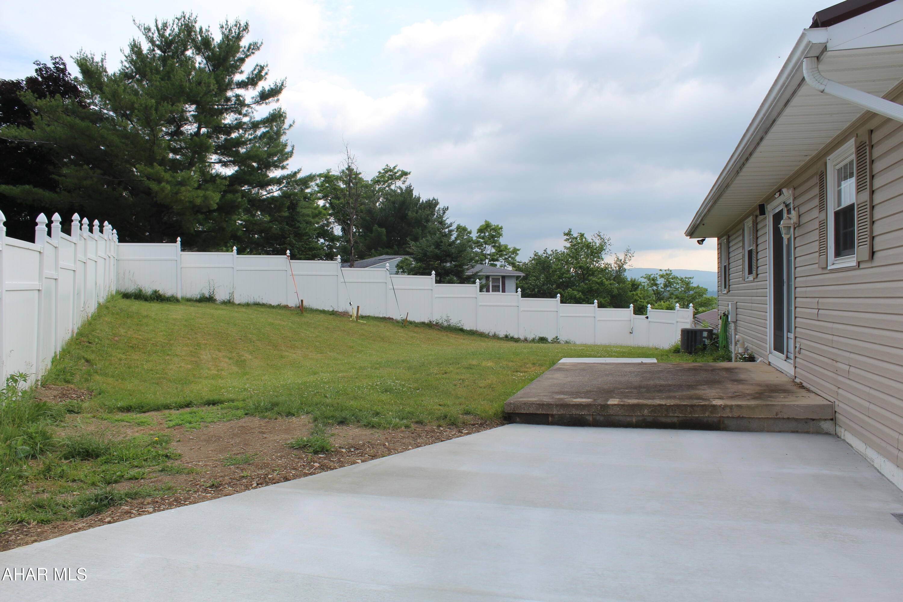 Maple Hollow - Residential