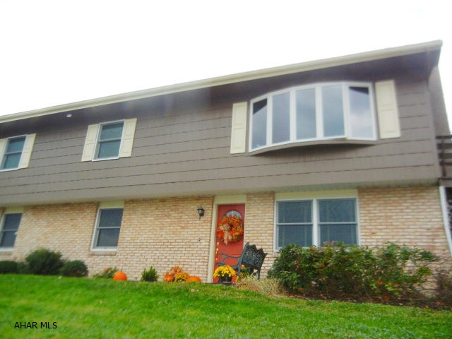 Maple Hollow - Residential