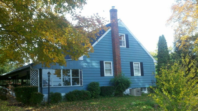 Great opportunity, cute cape cod, needs some updating, lg. 2 car det. garage, 1.5 +/- acre lot. Won't last.