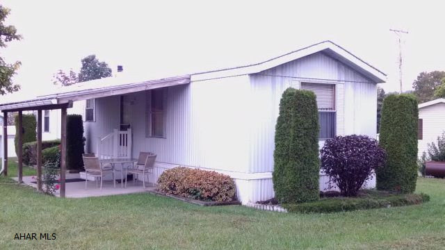 Great buy! Cute 2 bedroom, 1994/14x58 Champion mobile home, move-in condition - appliances and personal belongings stay. Buyers wanting to remain in park must be approved and if not, buyer must move mobile home. Rent - $280.00/mo include water, sewer and trash. Must See!