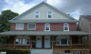 BRICK 4 UNIT BUILDING.  2 BEDROOMS EACH AND 4 CAR GARAGE.  75X120 LOT. FULLY RENTED CITY INSPECTED AND APPROVED BRICK 4 UNIT BUILDING WITH 4 CAR GARAGE.  75X120 LOT.  NEWER ROOF, FURNACE, WINDOWS.  VERY GOOD RATE OF RETURN.  2 PARCELS.