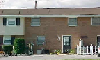 NO ASSOCIATION FEES!!! Beautiful townhouse with finished basement with family room & office or 3rd bedroom. over 1600 sq. ft. very spacious rooms. Must See- Contact Lacey for details 934-3962