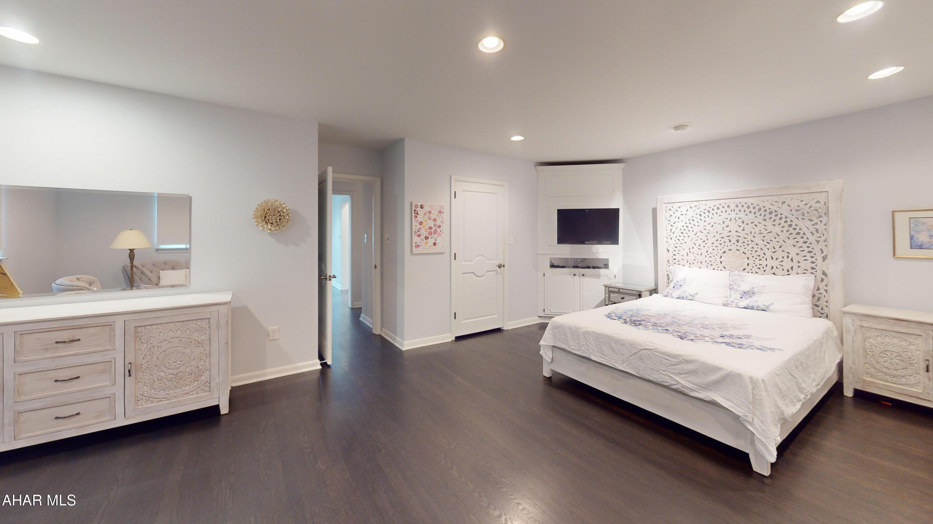 Sylvan Hills - Residential