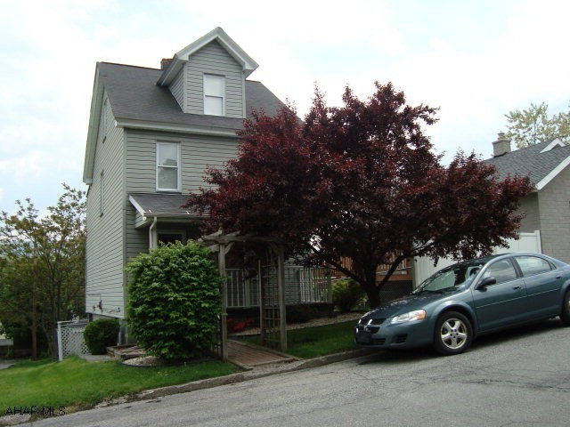 nice home, quiet neighborhood