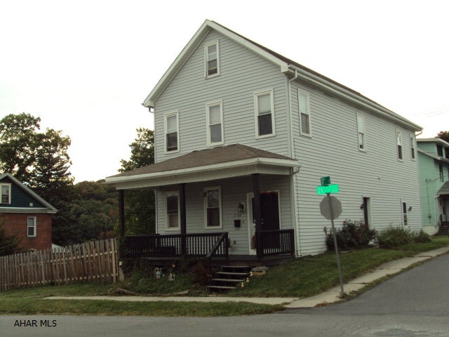 3 to 5 bedroom home. Large rooms, huge eat-in kitchen. Finished 3rd floor. Perfect for a growing family! Newer windows and roof, fenced yard.