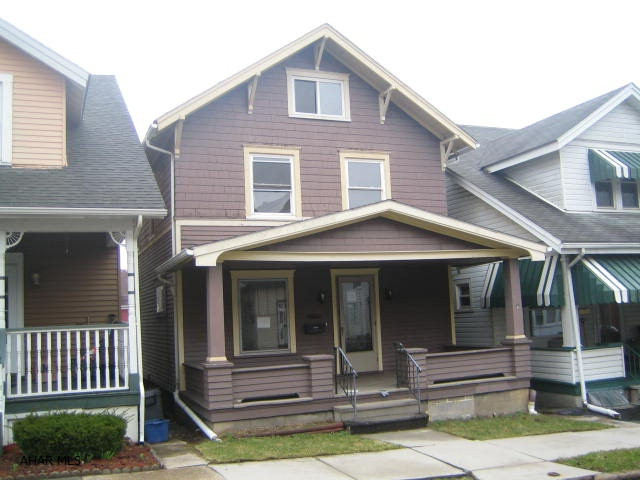 Juniata two story home in need of updating.  Perfect for first time home buyers or investors.  Large living room, formal dining and 3 full bedrooms.  1 car detached garage and nice yard.  Property sold as-is. Seller will make no repairs. Offers must be submitted through HUD approved broker. Buyer pays both transfer taxes. Marketed by MMREM.com. More properties at www.HUDhomestore.com. Exclusive agency. Equal Housing Opportunity.