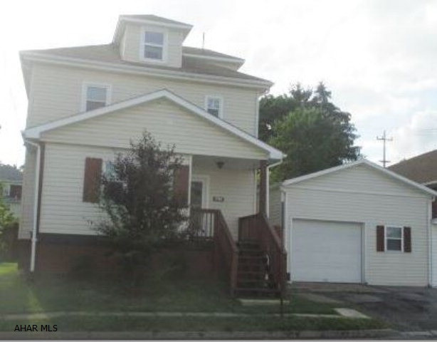 This home has been meticulously maintained with an open floor concept featuring 3 bedrooms, 1 1/2 bathrooms and a bonus room that is perfect for a home office. The newer spacious kitchen with island has hardwoods floors and french doors that open to a covered deck leading to a rear patio and BBQ arbor. The home has newer roof, vinyl siding, insulation, windows, fascia, soffit, gutters, and spouts and sits on a double lot with fruit trees and additional off street parking from alley. The over-sized 1 car garage has room for all your toys. Included is a home warranty until 9/15/2017. Move in ready! All this for 94,900!