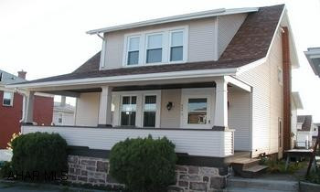 BRIGHT AND CHEERY. IMMACULATE UPDATED HOME FEATURES GAS FIREPLACE, NEW REAR DECK AND GARAGE, CENTRAL AIR AND LARGE MASTER WITH WALK IN CLOSET IN NICE NEIGHBORHOOD. CALL ELLEN 937-0062. BRIGHT AND CHEERY. IMMACULATE UPDATED HOME FEATURES GAS FIREPLACE, NEW REAR DECK AND GARAGE, CENTRAL AIR AND LARGE MASTER WITH WALK IN CLOSET IN NICE NEIGHBORHOOD. CALL ELLEN 937-0062.