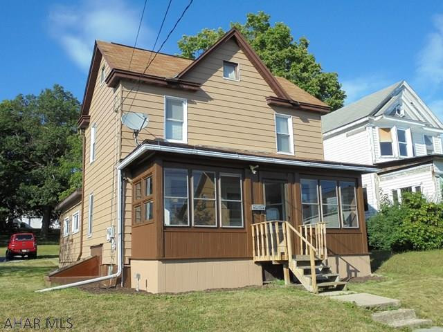 Cresson- Freshly Painted! Great starter! Ready to move in! Eat-in kitchen, enclosed porch, up dated bath and a 1st floor laundry. Convenient walk up attic storage.
