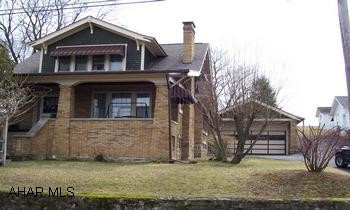 Beautiful 3 bedroom(one with small attached sunroom) brick home with lots of charm and character.  Stone fireplace in living room.  Paved driveway.  Double lot.  New roof in 2007. All appliances included.   Seller to remain until July 2007. Beautiful home with lots of charm and original character.  Stone fireplace in living room.  Paved driveway.  Double lot.  New roof in 2007.  All appliances included.  Seller to remain until July 2008.  No showings April 4-18.