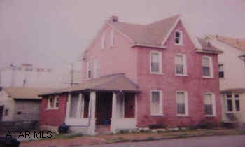 Cute 3 bedroom, new windows, kitchen, bath. New floors, drywall, updated electric. Cute 3 bedroom, new windows, kitchen, bath. New floors, drywall, updated electric.