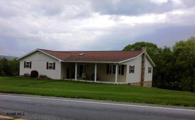 Walk into an open floor plan that makes you go WOW! Large 3 BR, 3 bath ranch home in the country but close to I-68. Large eat-in kitchen with oak cabinetry, ceramic tile & custom granite counter. Open dining room/living room off of kitchen. Huge rec. room in the basement with laundry & full bath. Easy commute to Hancock, Hagerstown & Cumberland.