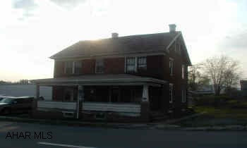 2.5 STORY BRICK - NEW ROOF AND SEPARATE UTILITIES. 2.5 STORY BRICK DOUBLE.  NEEDS UPDATING, ALL SEPARATE UTILITIES, PRICED TO SELL!