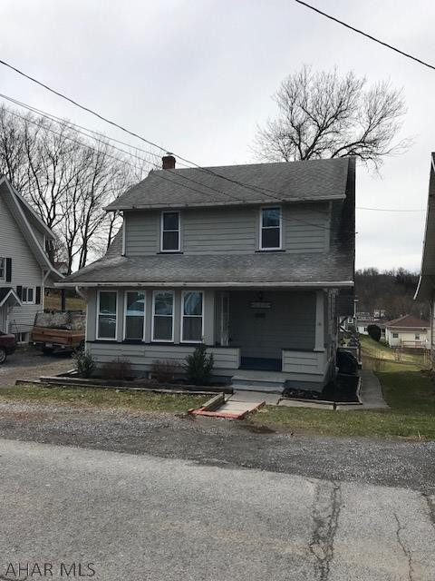 Beautiful Lakemont home with lots of space! Huge yard and great neighbors!   Perfect for young family.   New windows, recent blown insulation in attic and walls, new furnace, all new flooring throughout, new electrical box.  Shared driveway.