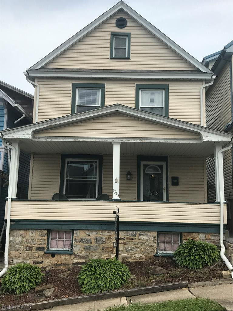 Cozy 3 bedroom, 1 bath house. New flooring. Spacious living room. Clean kitchen. Central A/C. Nice backyard with 1 car garage and off-street parking. Front porch. Make this house your home!